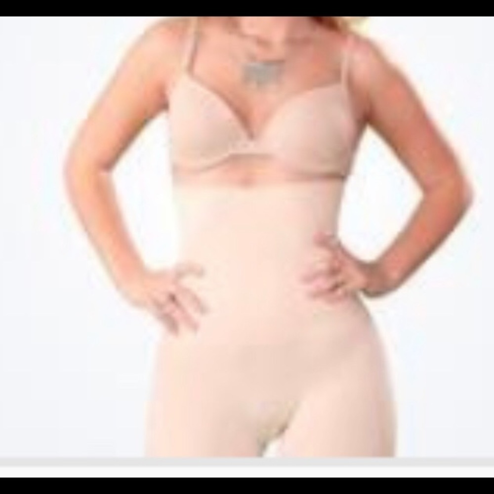 All day high waisted shaper shorts in nude